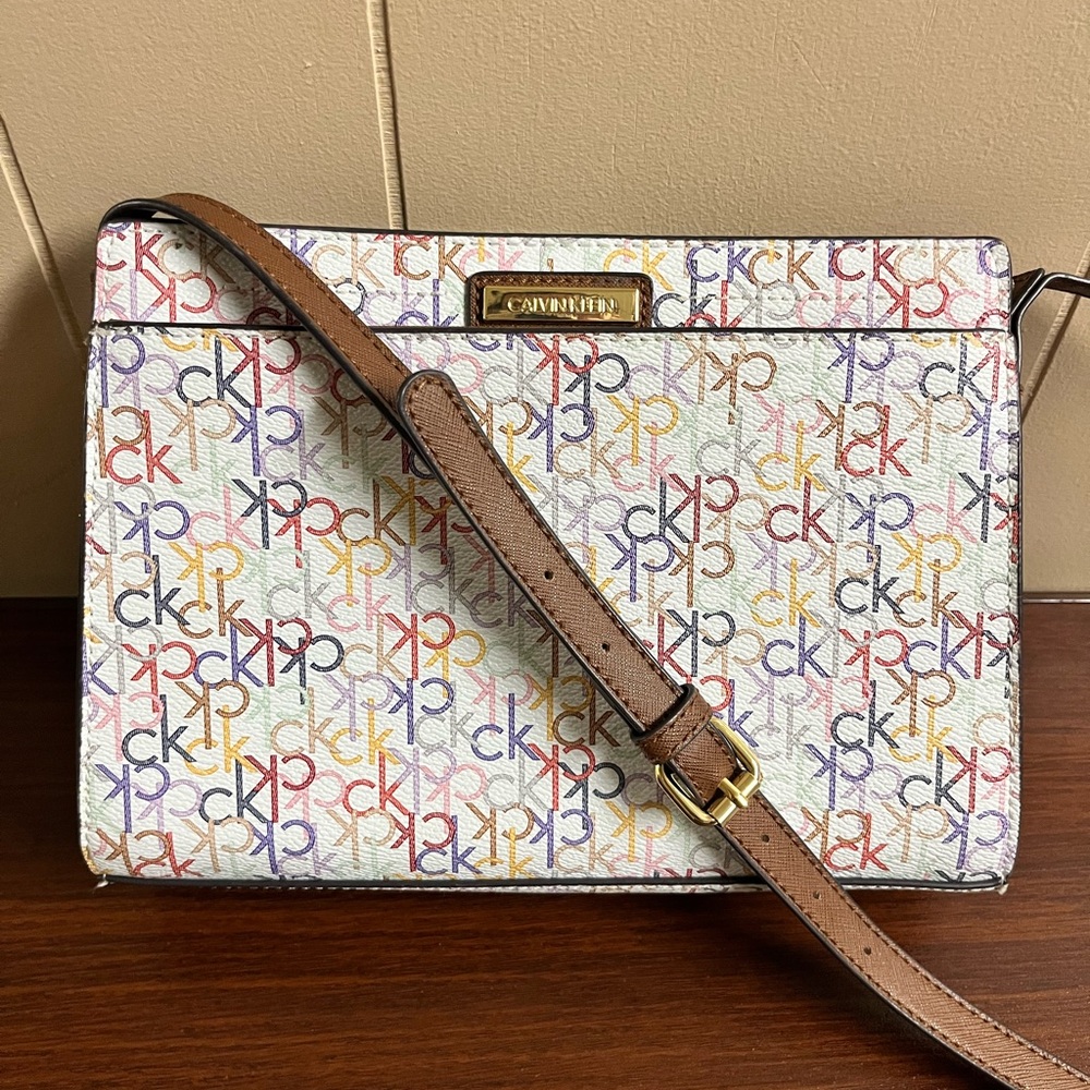 Calvin Klein cross body purse
